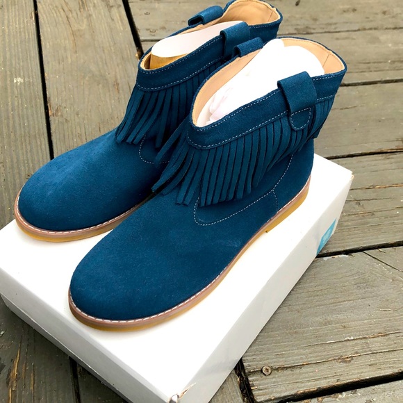 Brand New size 6 Elephantito Bootie with fringe - Picture 1 of 5